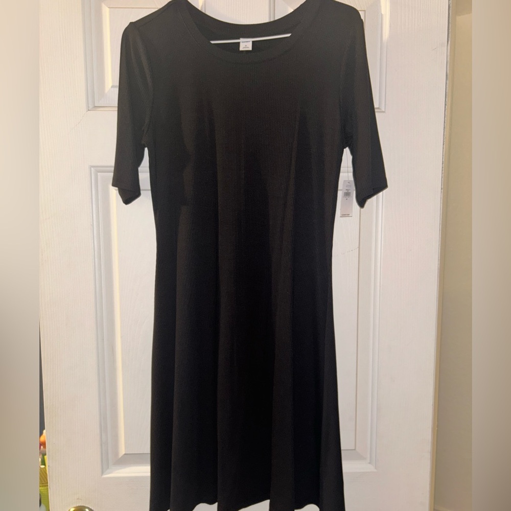 Black quarter sleeve dress